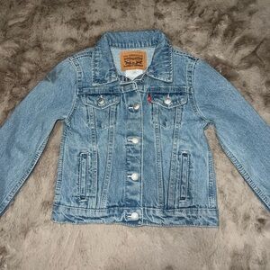 Little girls Levi’s jacket